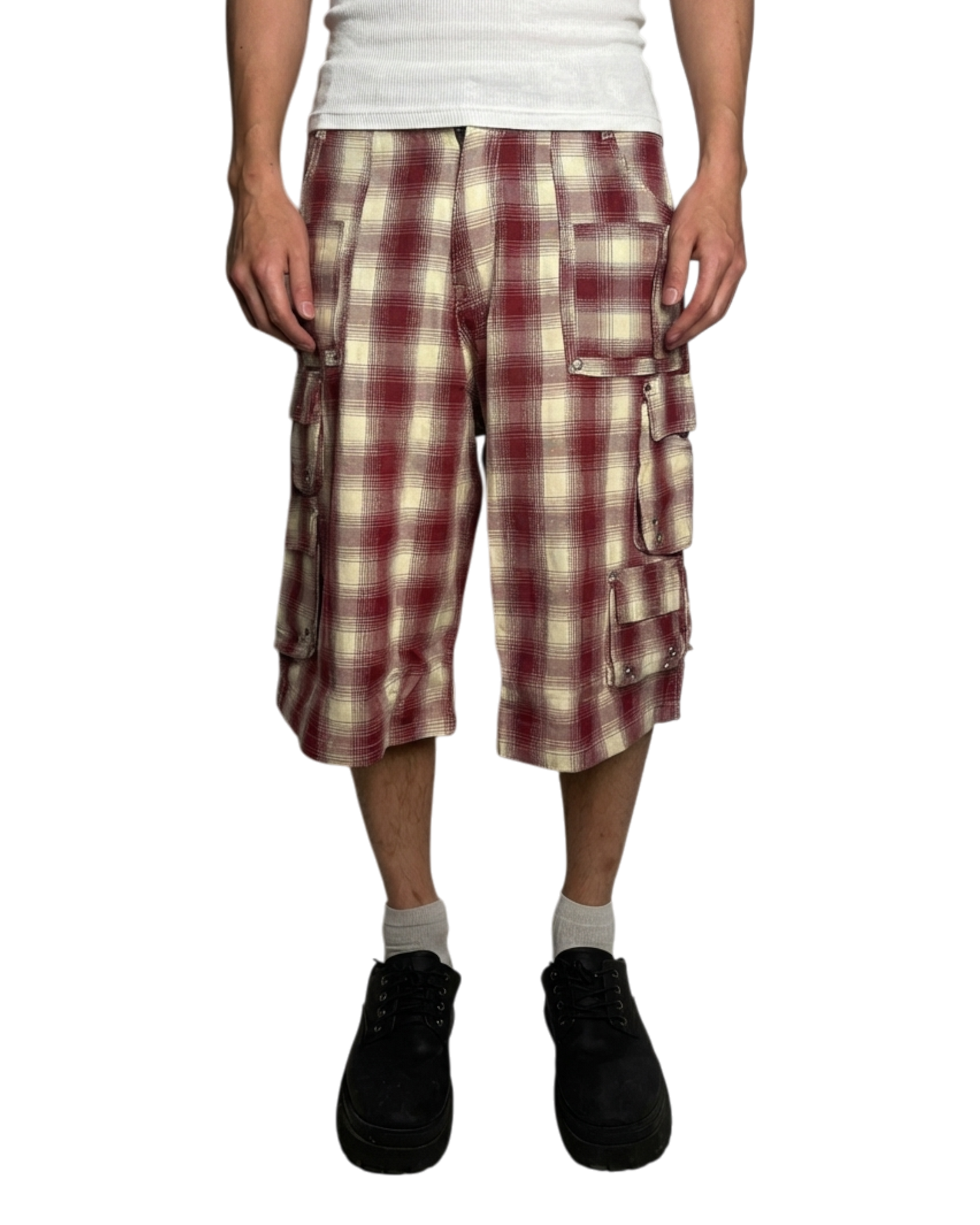 PLAID SHORTS, RED